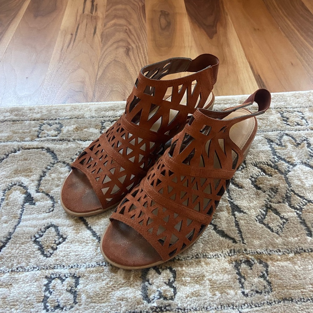 Women’s Pumps